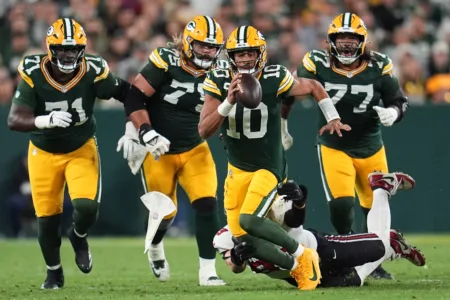 Struggling teams collide in Battle of the Bays